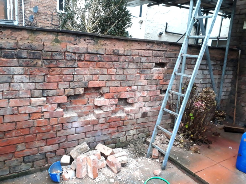 Chester Wall Repairs, Cleaning, Pointing
